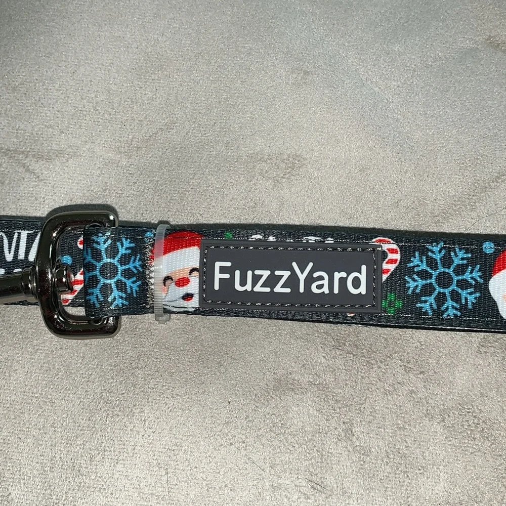 🦋 FUZZYARD Gray SANTA PAWS Set: Collar (Medium) & Leash NWT